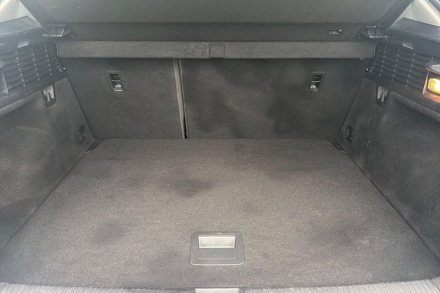 Audi Q2 Photo autoimg-dab8f7ebd2fb414427f0995622be5a0986b7410c.jpg