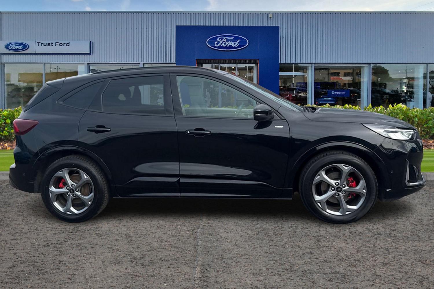 Ford KUGA Photo 2