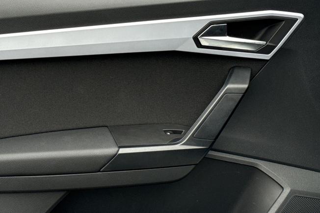 SEAT Ibiza Photo 44