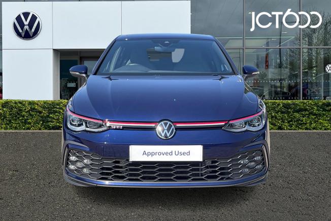VOLKSWAGEN Golf Photo 8