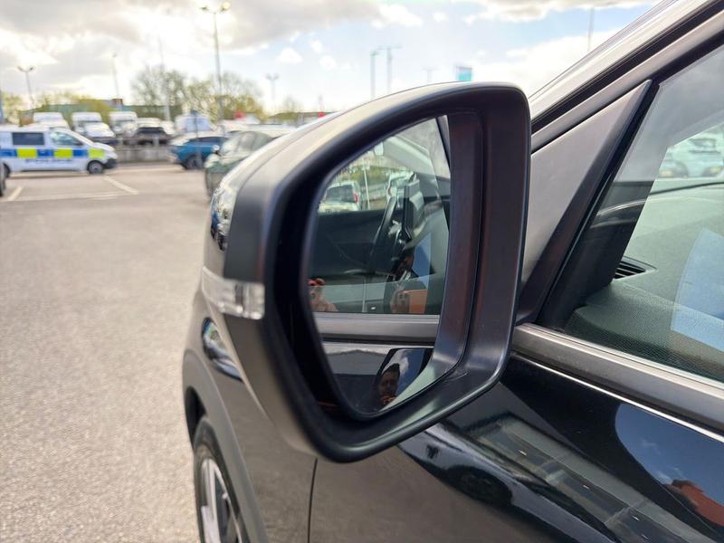 Used Peugeot 3008 YP71HYN 25