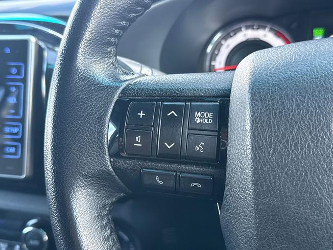 Toyota Hilux Photo 16