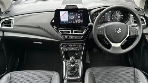 Suzuki S-CROSS Photo autoimg-dabfd3ad123faceb2f6b9eb8952c041af06edf24.jpg