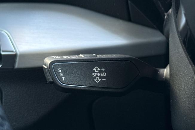 AUDI Q2 Photo 31