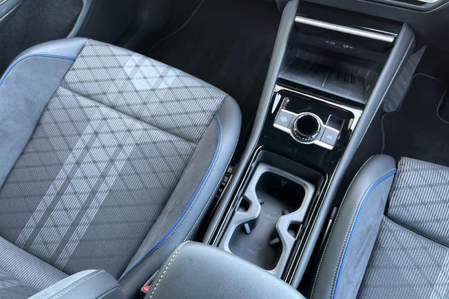 VOLKSWAGEN Tiguan Photo 23