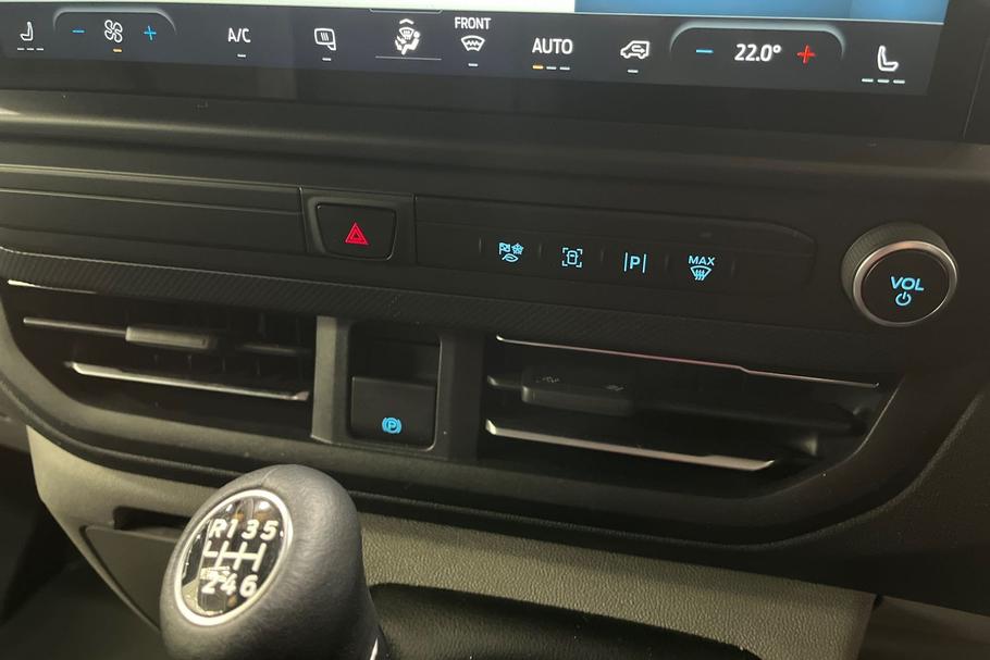 Used Ford TRANSIT CUSTOM WO25ULE 38