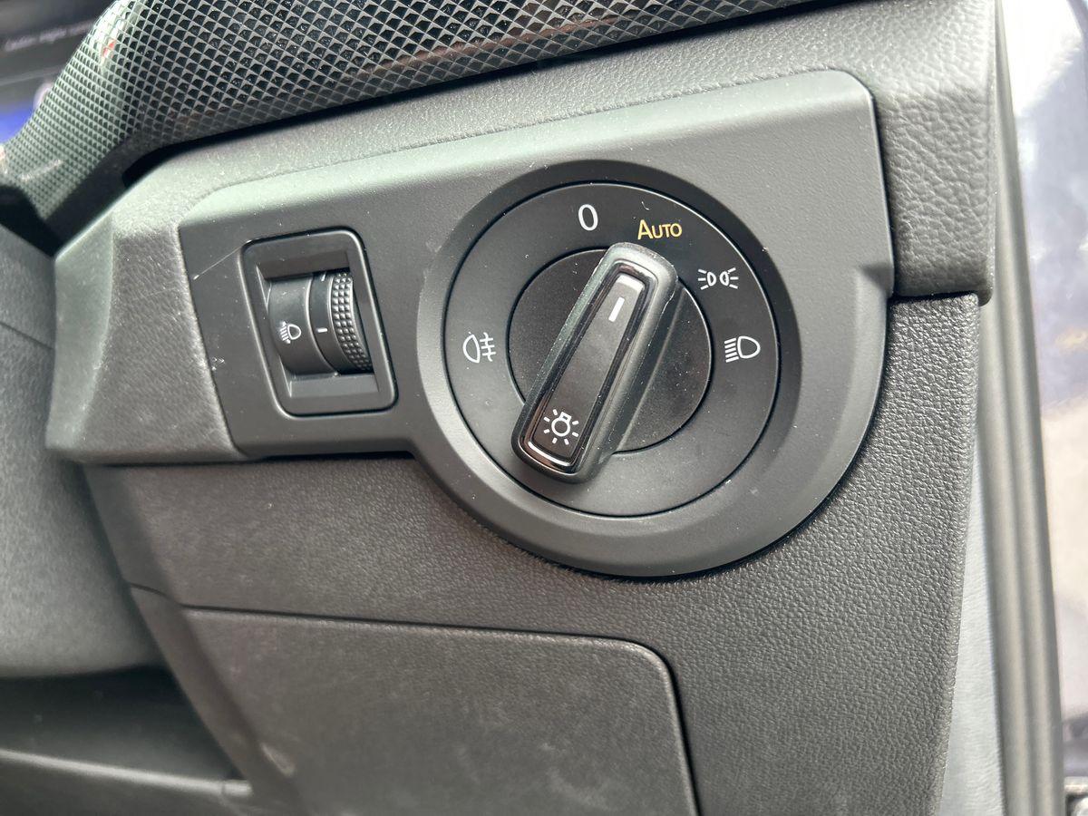 Volkswagen T-Cross Photo autoimg-dad2fbce03f0eea73f849f7797c97a3672afb9f9.jpg
