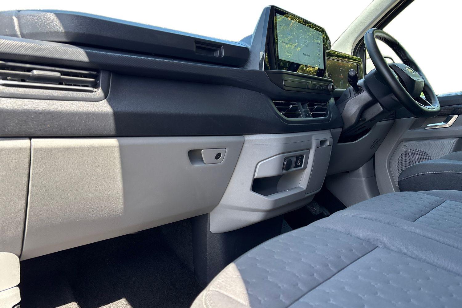 Ford TRANSIT CUSTOM Photo 2