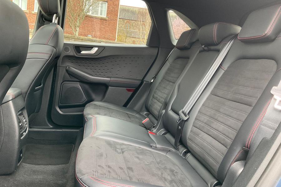 Ford KUGA Photo autoimg-dad400fa81b5cbd0ee3a5ca1b26a05bb88d09dd7.jpg