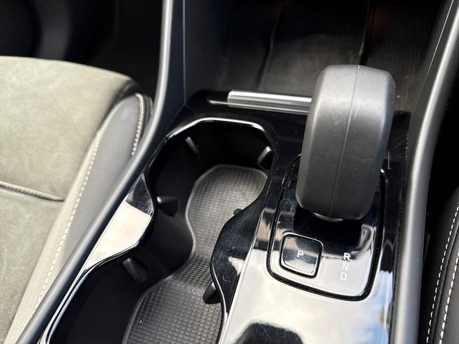 VOLVO Xc40 Photo 36