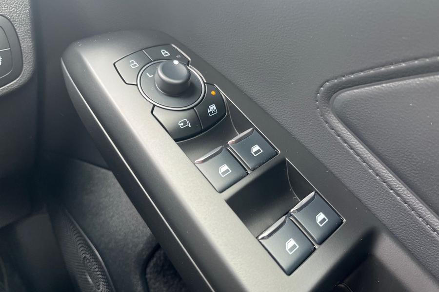 Ford FOCUS Photo autoimg-daddbf823ae4b3dc0d6ee1b14ed87413500f2f47.jpg