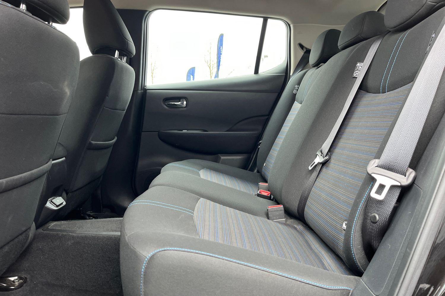 Nissan LEAF Photo 19