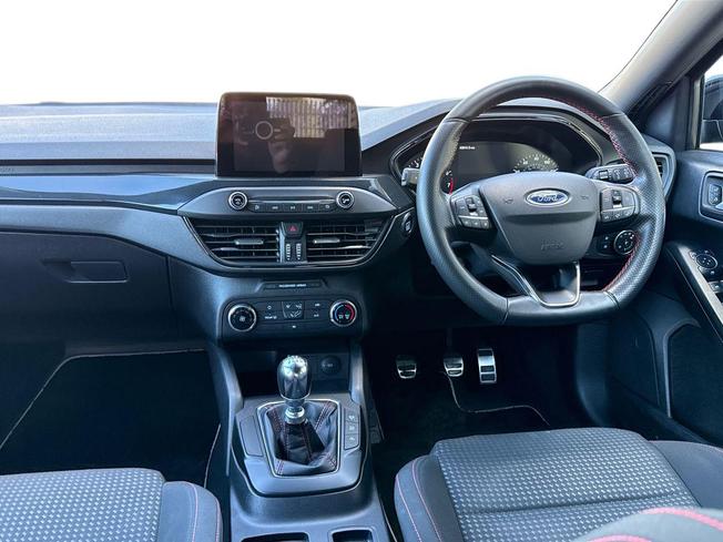 FORD FOCUS Photo 11