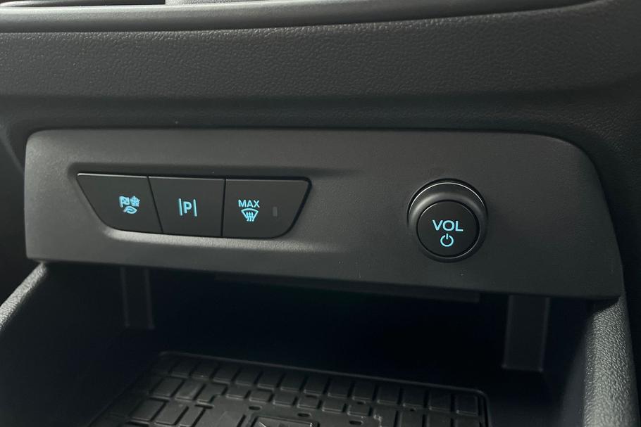 Used FORD TRANSIT COURIER SB75LPY 23