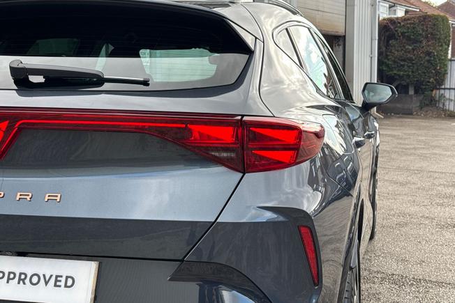 CUPRA Formentor Photo 18