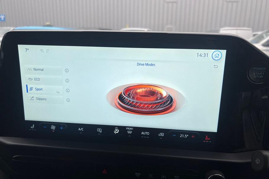 Used FORD TRANSIT CUSTOM YP75JHO 17