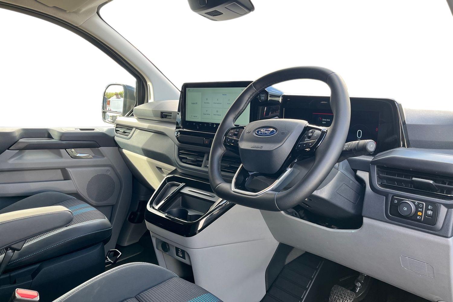 Ford TRANSIT CUSTOM Photo 13