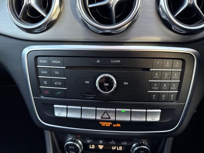 MERCEDES-BENZ GLA Photo 30