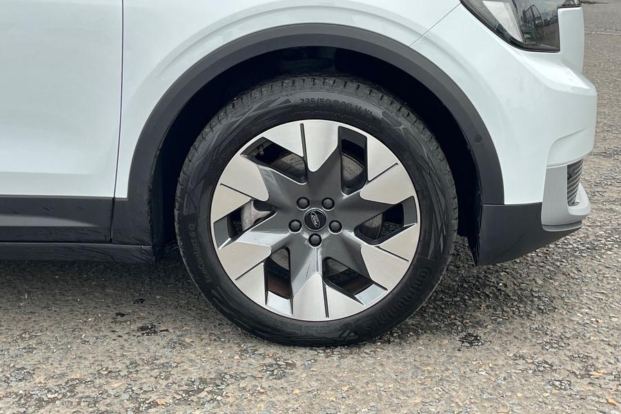 Ford Explorer Photo autoimg-daed77d5ed461166af7fa15b005b2ed3dc73eb6d.jpg