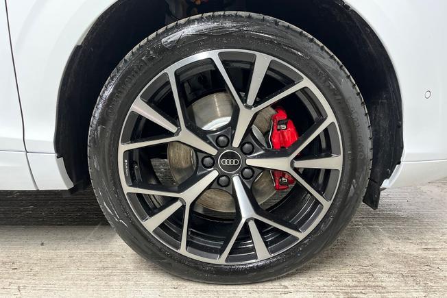 AUDI Q3 Photo 5