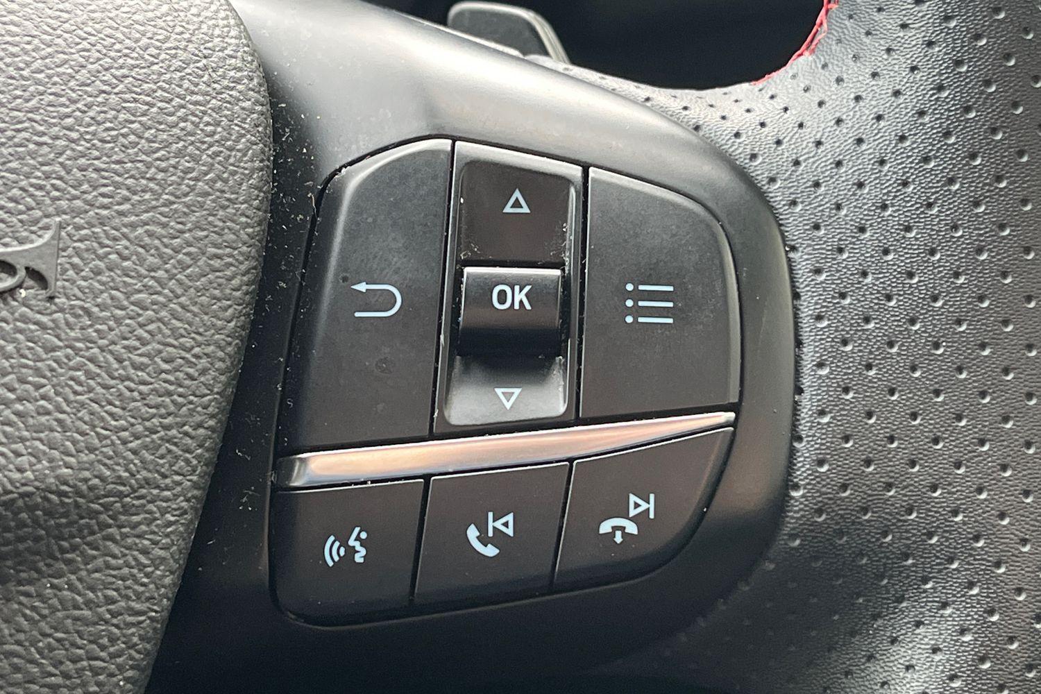 Ford KUGA Photo 22