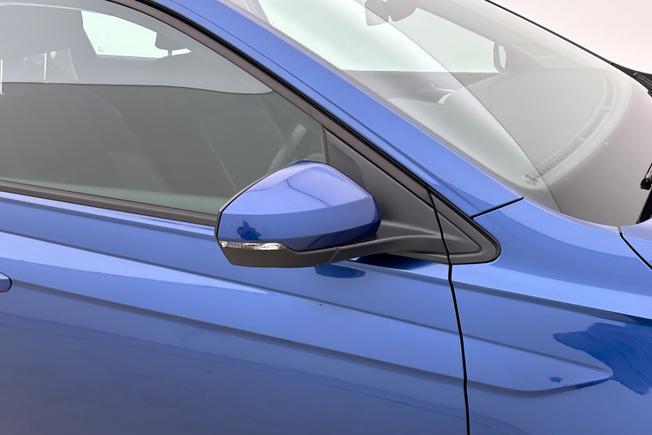 VOLKSWAGEN Polo Photo 20