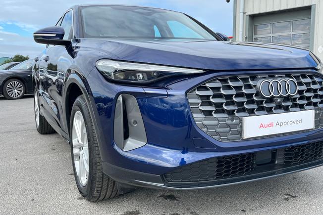AUDI Q5 Photo 19