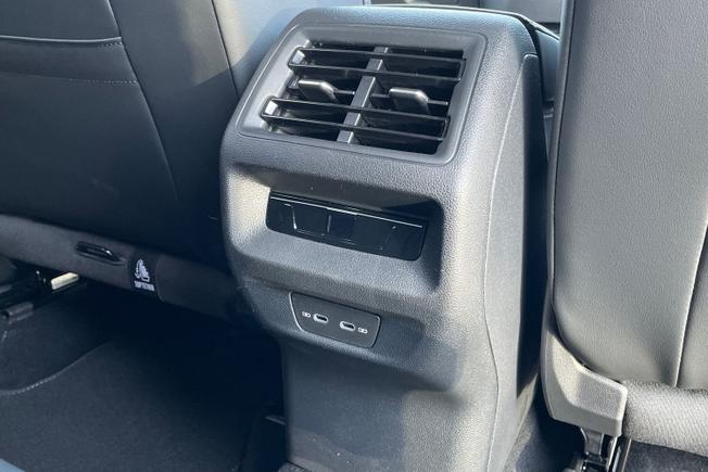 VOLKSWAGEN Tayron Photo 37
