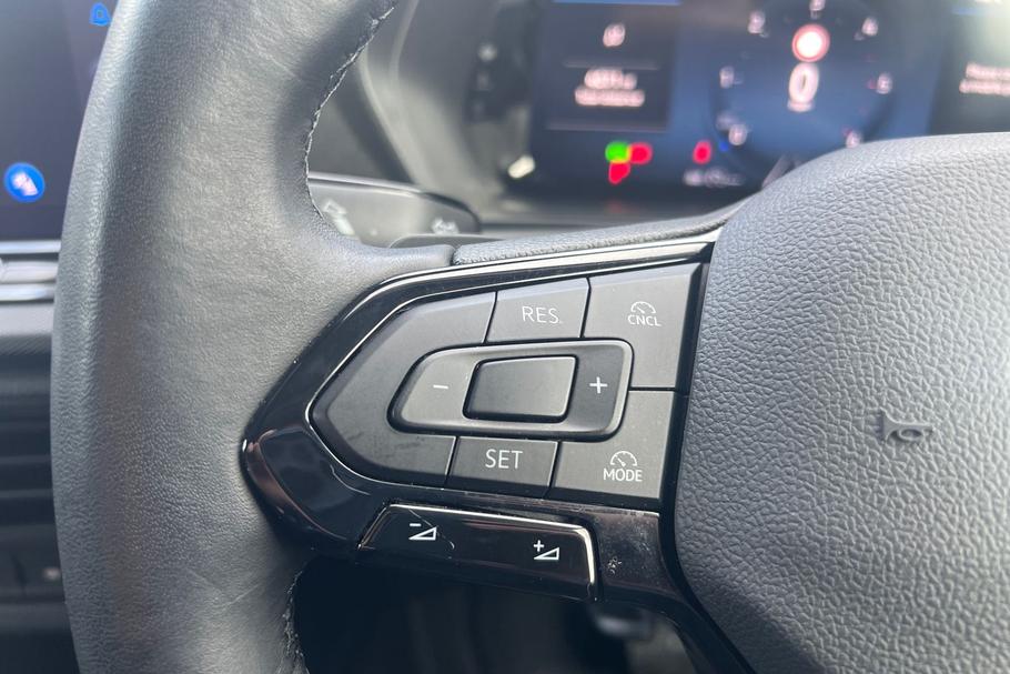 Used FORD TRANSIT CONNECT HS25CHD 37