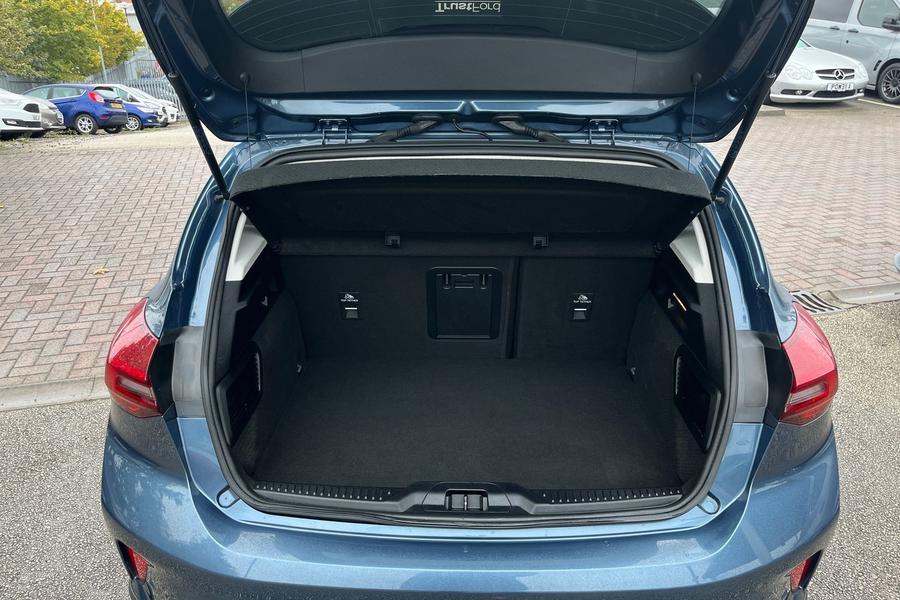 Ford Focus Photo autoimg-dafd6859ecbdd7756fe2064d00322e50e5d07003.jpg