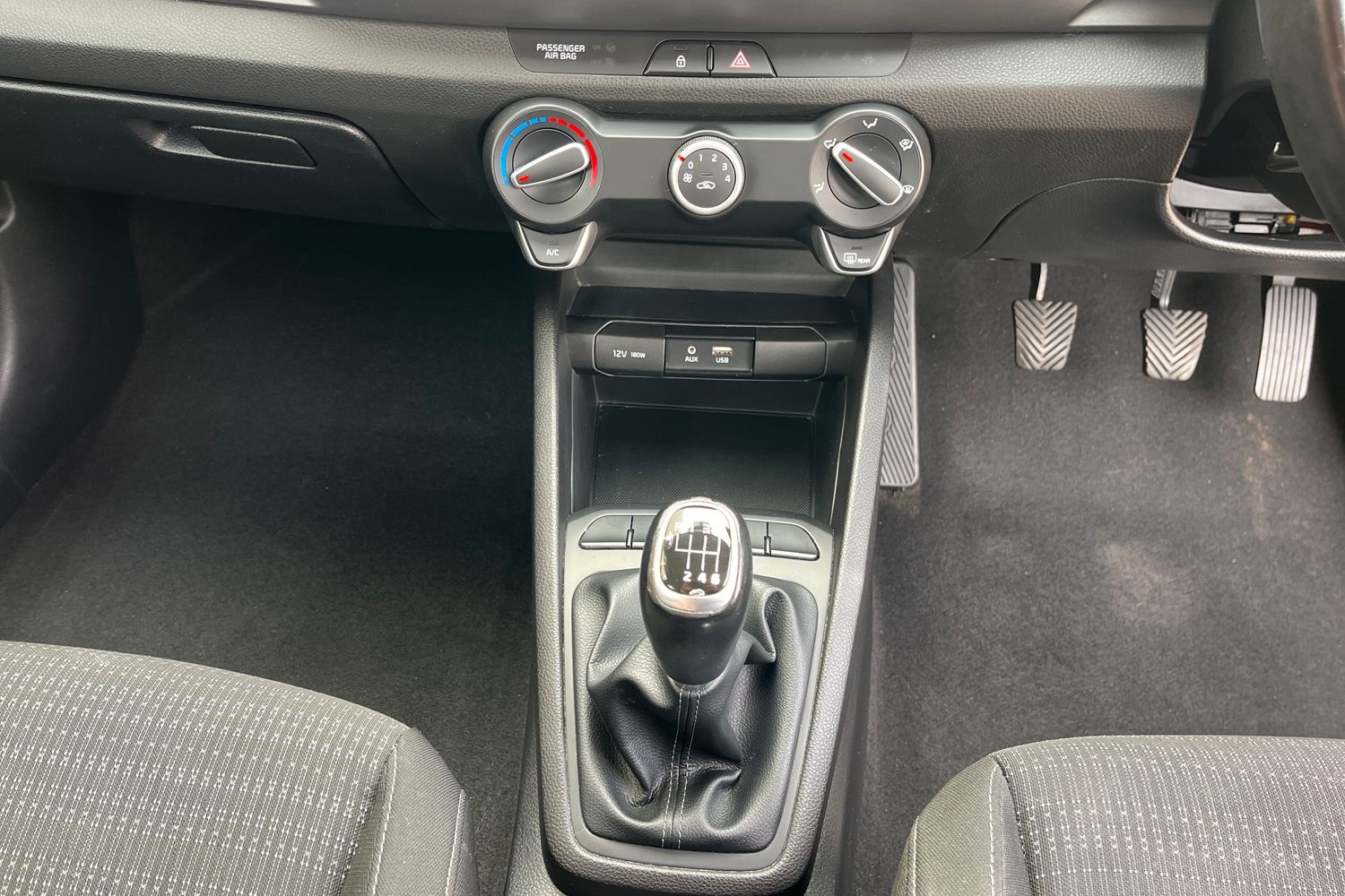 Kia Stonic Photo 30