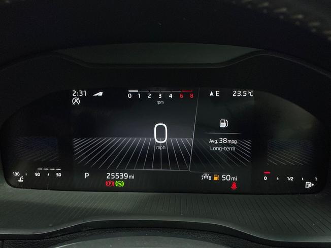 ŠKODA Karoq Photo 15