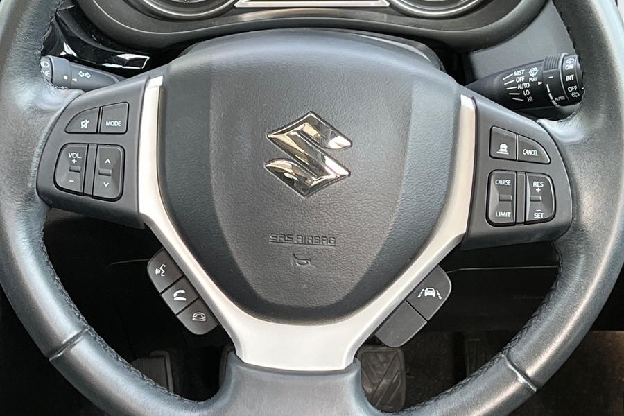 Suzuki S-Cross Photo autoimg-db0eeb744fdecd3373477f1e738127d236398191.jpg