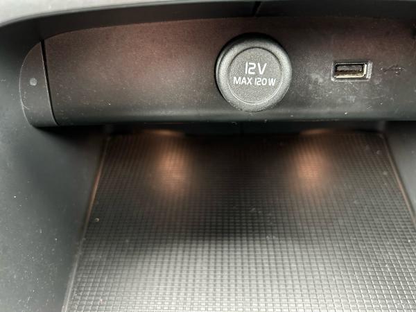 Volvo XC40 Photo autoimg-db0fae86a130a7f2148bd1a2765d61304a8284ec.jpg
