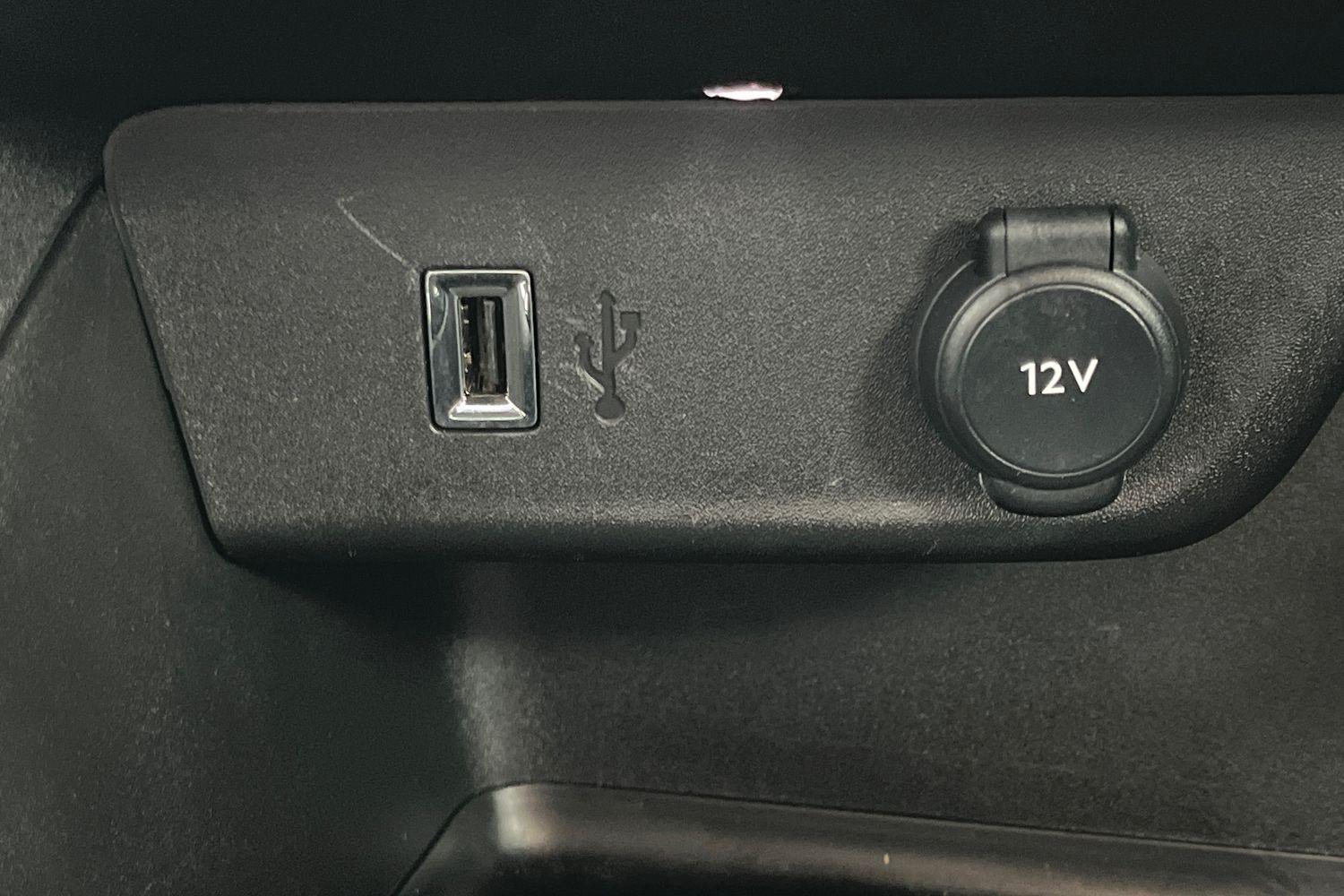Vauxhall CORSA Photo 28