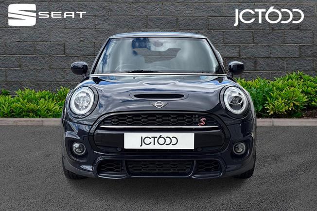 MINI Hatch Photo 8