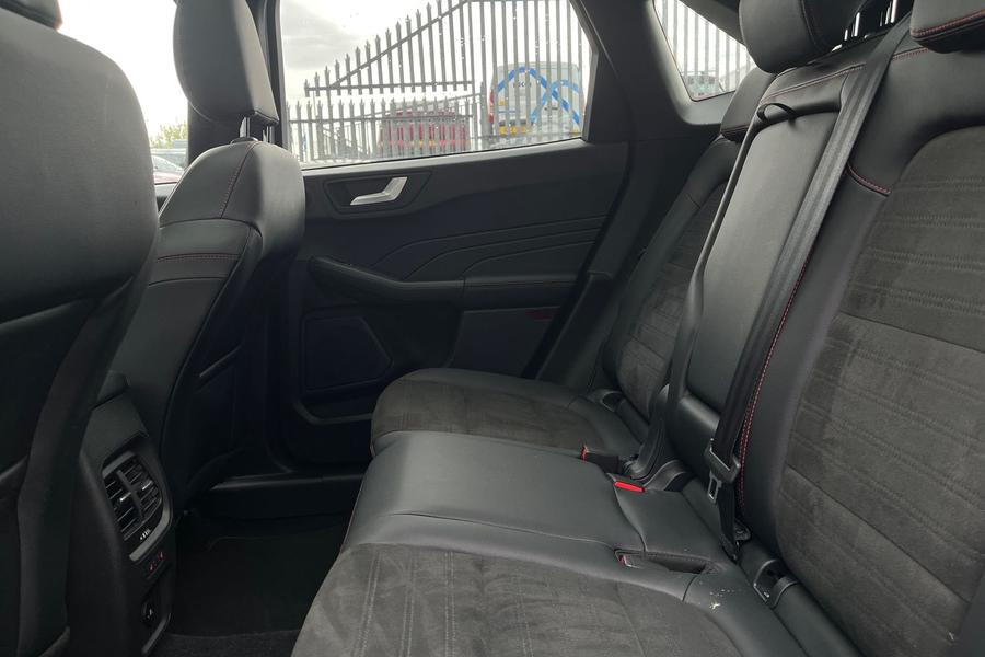 Ford Kuga Photo autoimg-db1821f9b56ede59c589e45cdad6c624e8b10337.jpg
