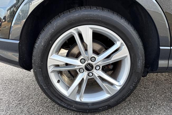 AUDI Q3 Photo 33