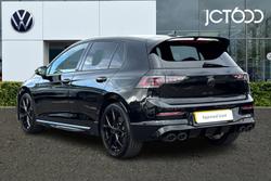VOLKSWAGEN Golf Photo 3