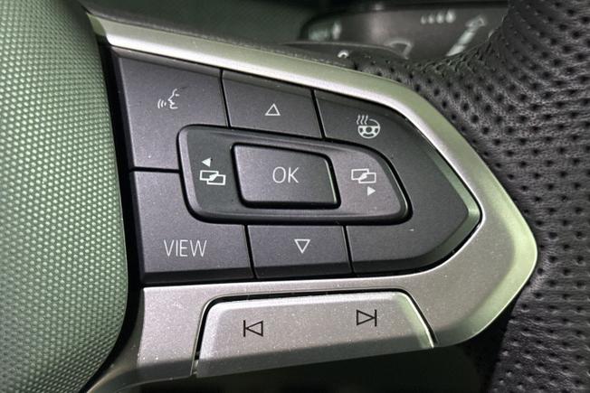 Volkswagen Golf Photo 17