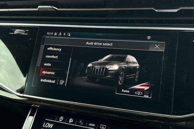 Audi SQ7 Photo 39