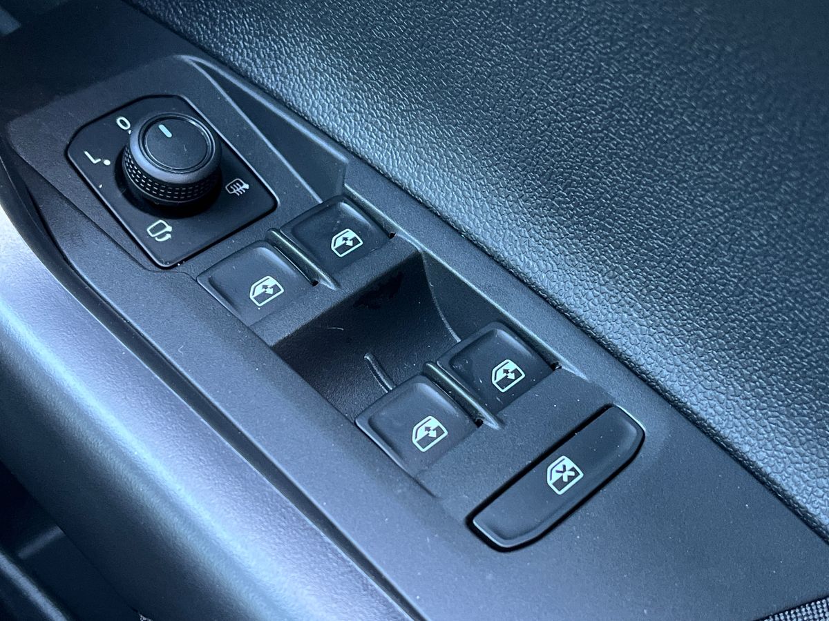 Volkswagen Polo Photo autoimg-db1f23d28a7a377921f7b9a25767b60296a3f597.jpg