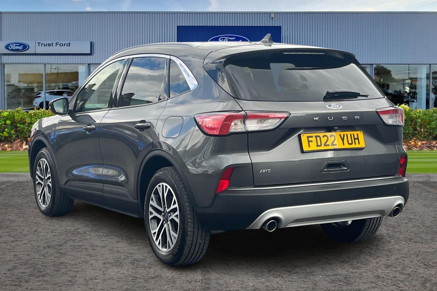 Ford KUGA Photo 1