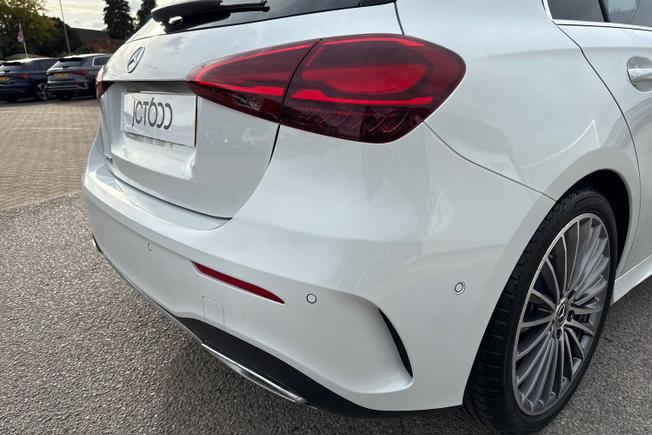 MERCEDES-BENZ A Class Photo 26