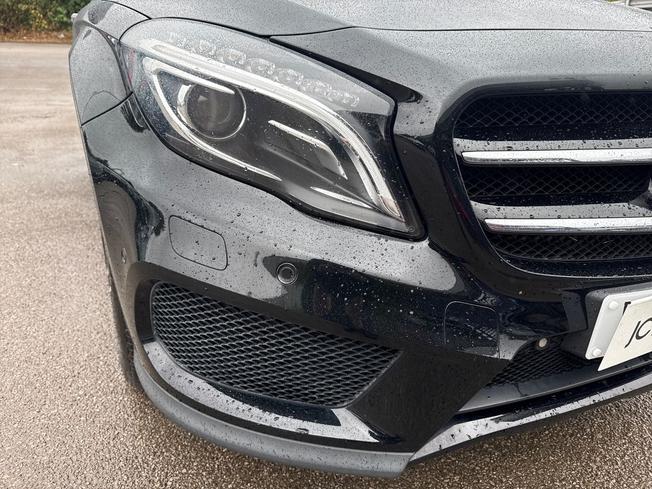 MERCEDES-BENZ Gla Photo 19