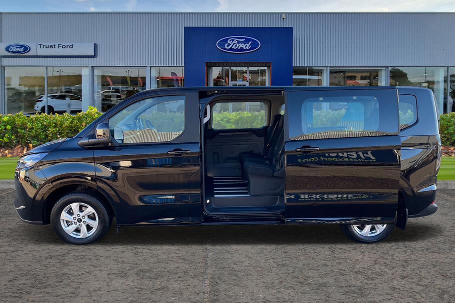 Used Ford TOURNEO CUSTOM 6