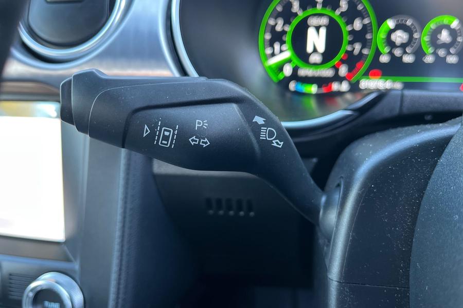 Ford Mustang Photo autoimg-db2b99e28d6ce2e721f8811d1fd0d81084ae99b2.jpg
