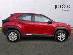 TOYOTA Yaris Cross Photo 4