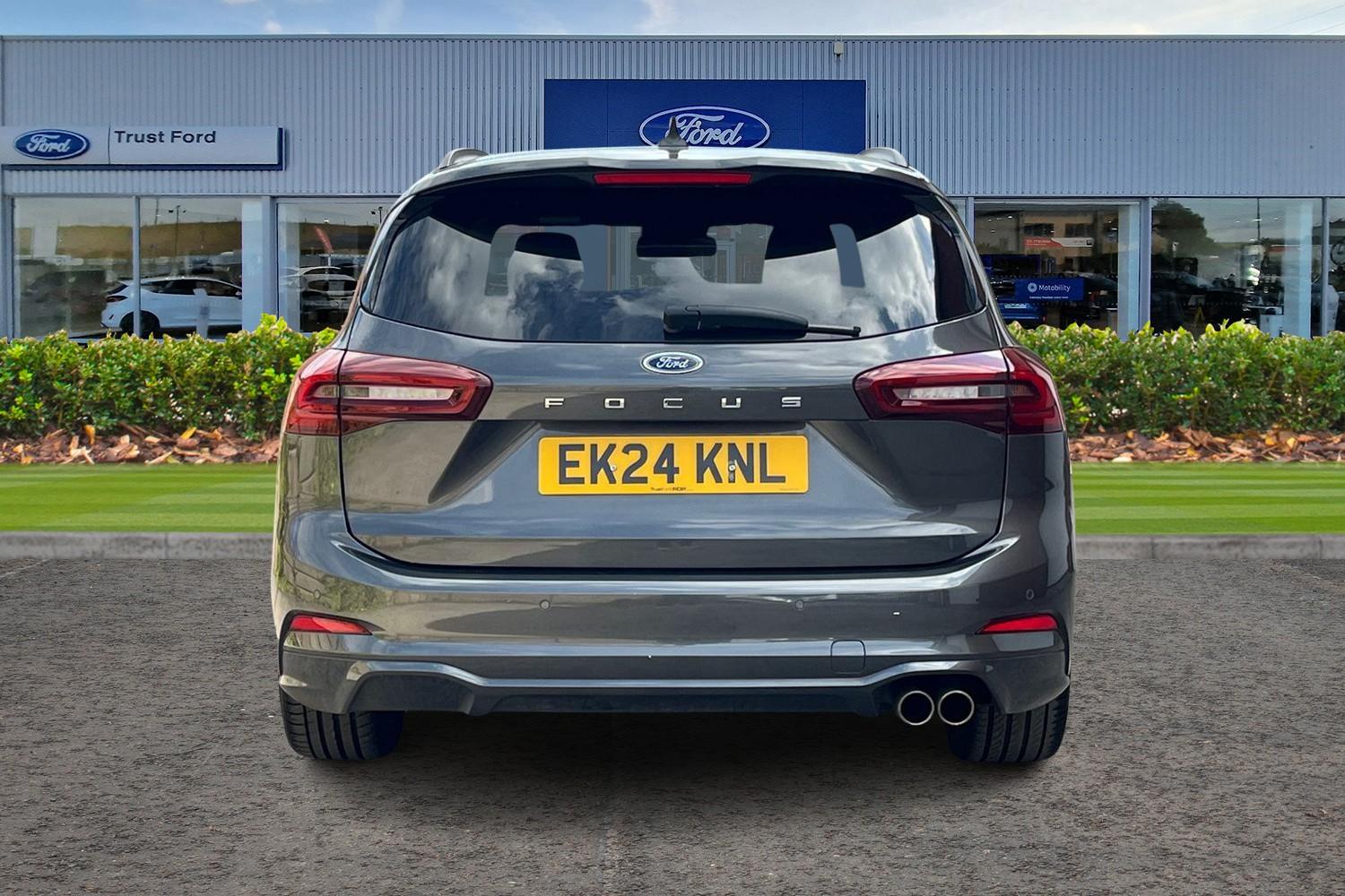 Ford FOCUS Photo 6