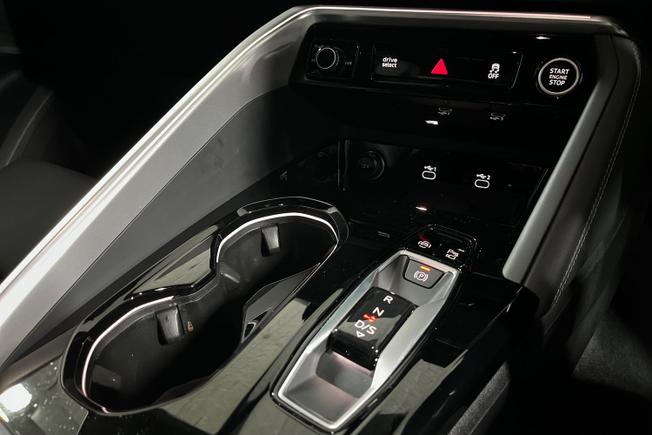 AUDI Q5 Photo 23